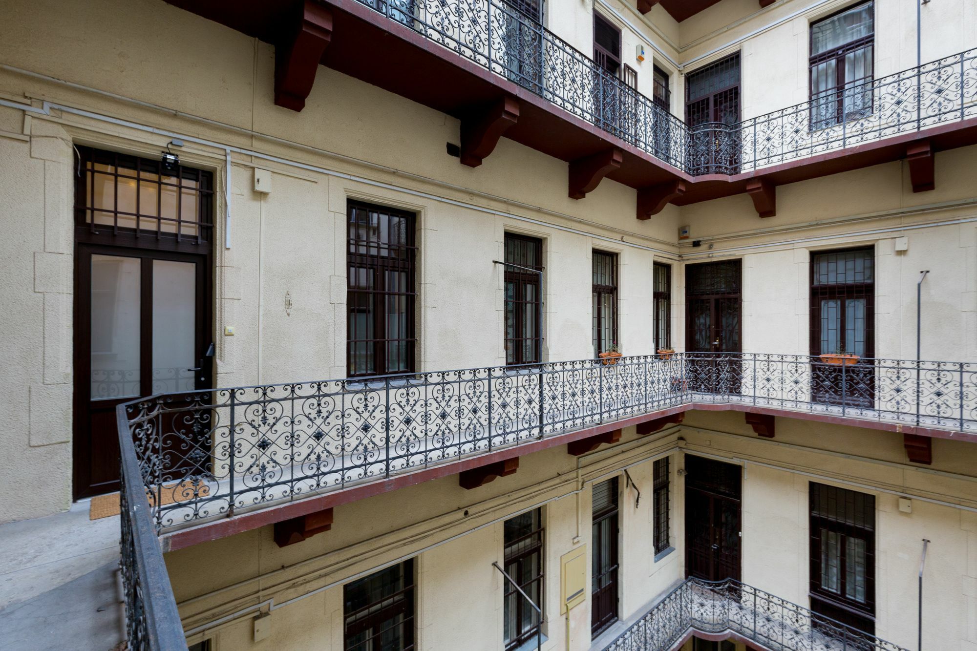 Bpm-Kate'S Central Home In Budapest Budapeste Exterior foto